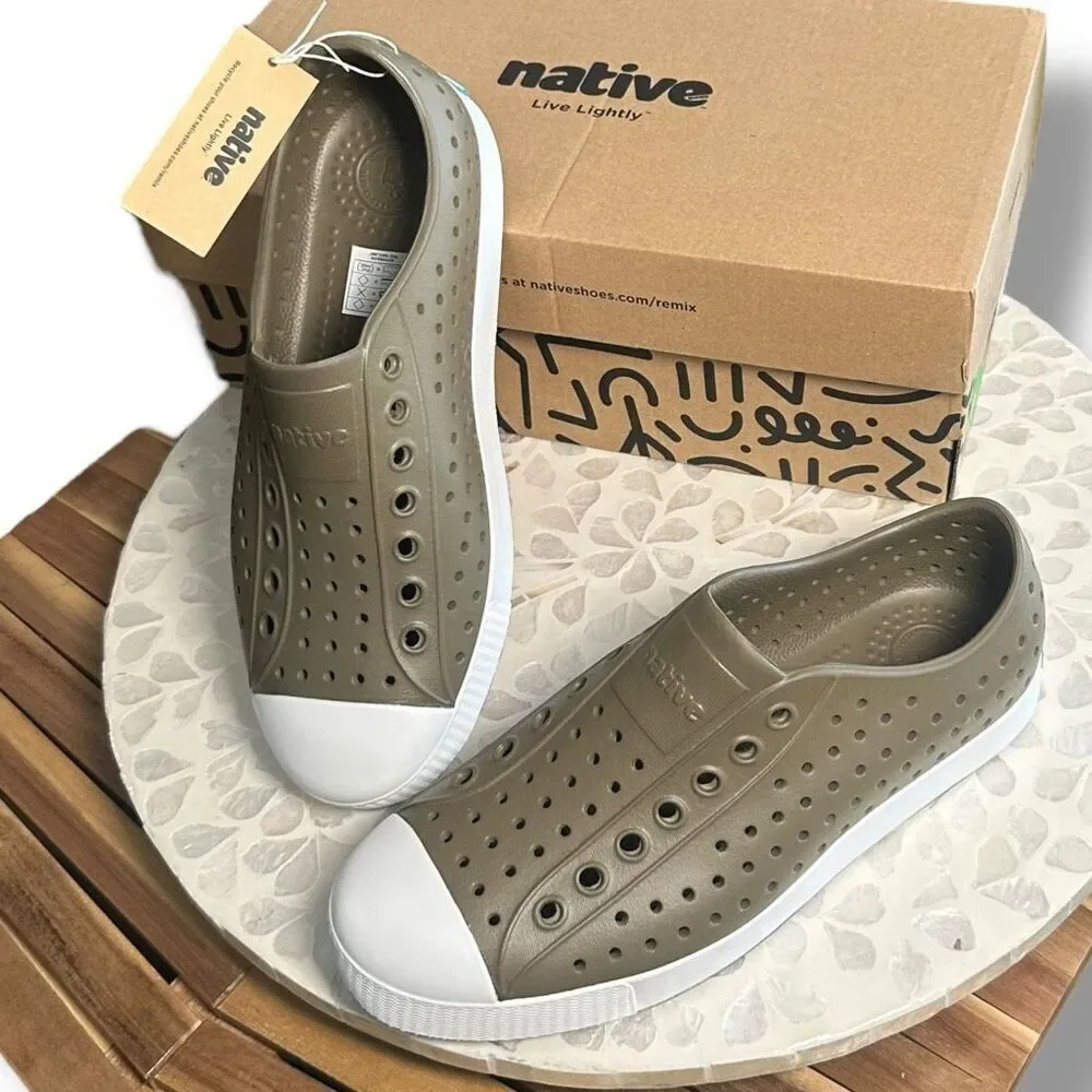 Native Jefferson EVA Slip-On Water Shoes Sneakers UTILITY GREEN Unisex Womens 7